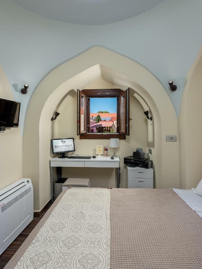Bibliotheque Apartment Rhodes City Екстериор снимка